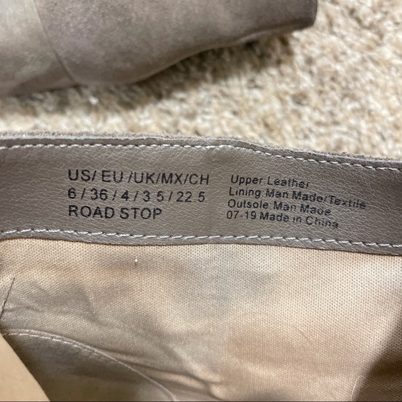 Kenneth Cole Taupe Boots - US M6 - Picture 7 of 8